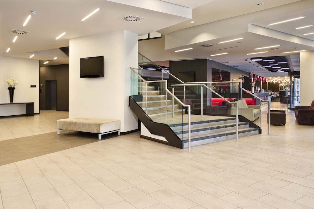 Crowne Plaza Birmingham City Centre, an IHG Hotel 45/84