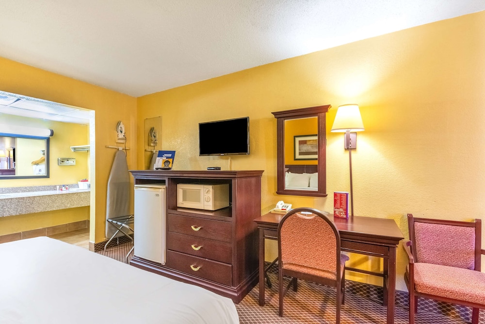 Americas Best Value Inn Elk City 6/20
