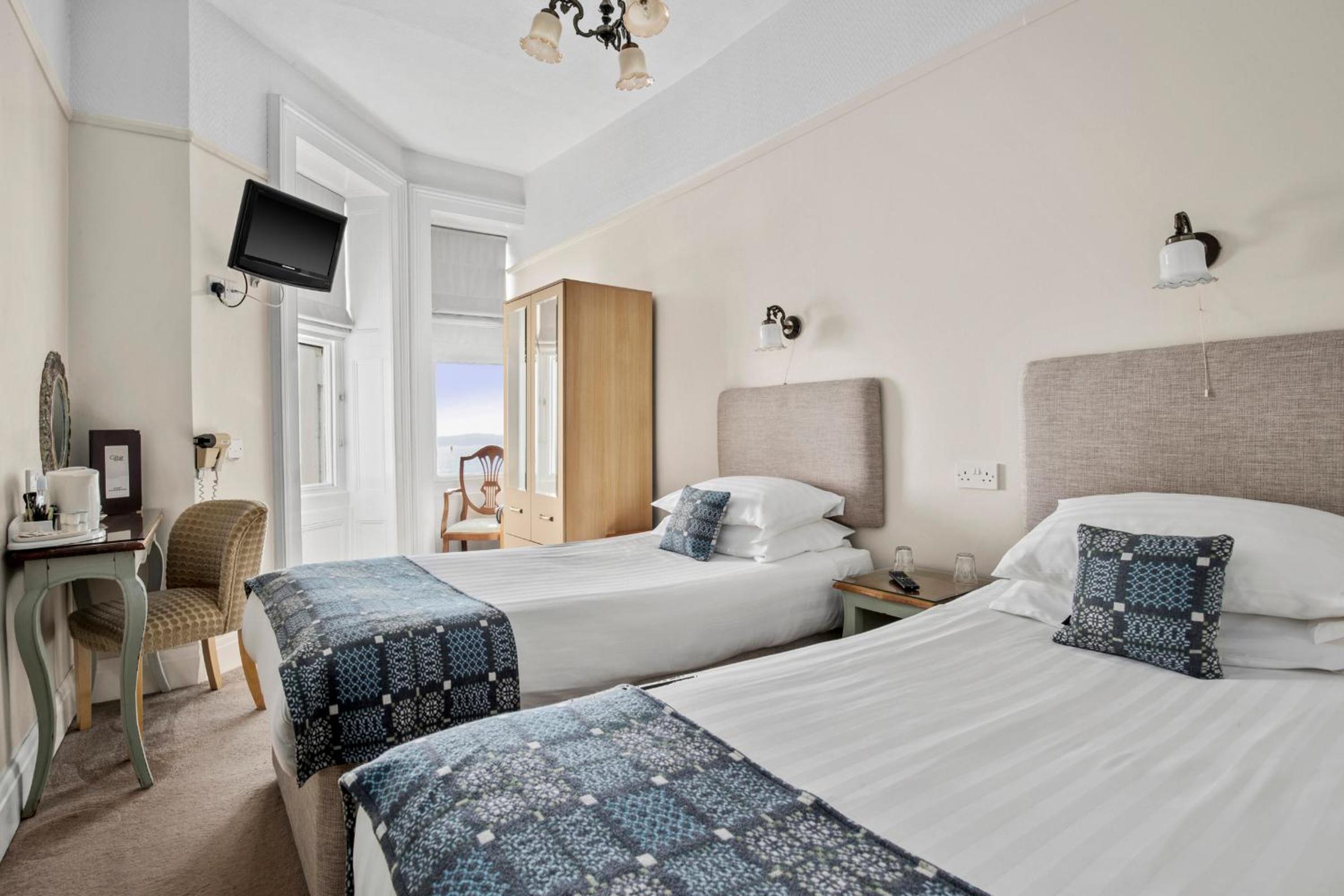 Giltar Hotel 10/55