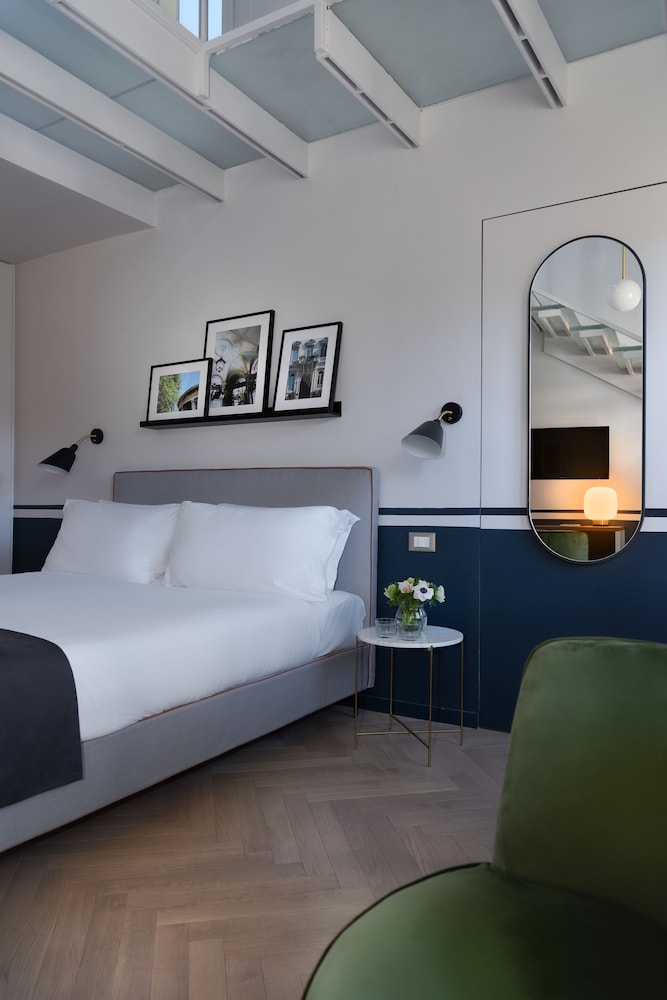 Velvet Grey Boutique Hotel 13/29