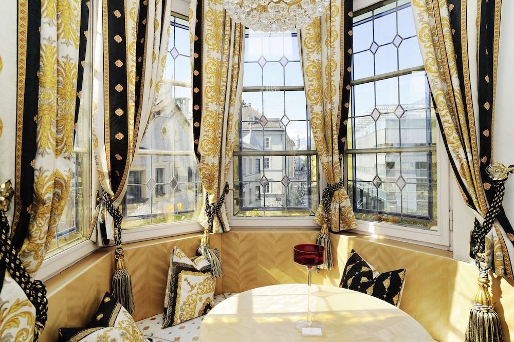 Hotel Schwarzer Adler 36/48