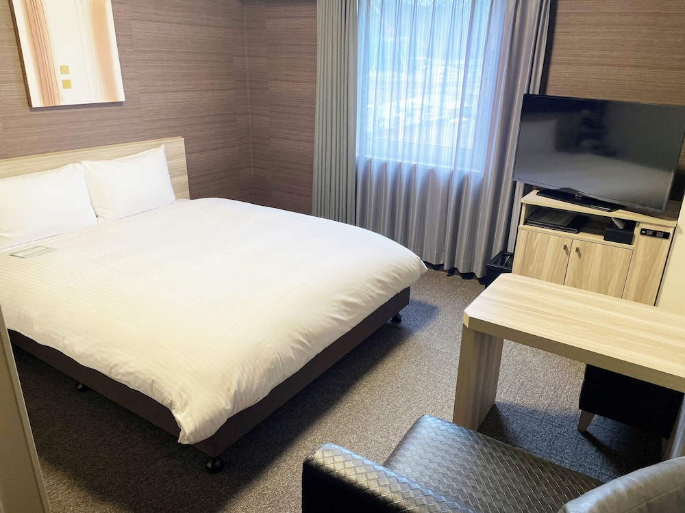 Hotel Route-Inn Takefu Inter 11/24
