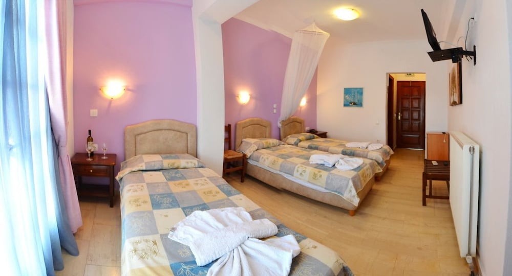 CASA BLUE HOTEL 32/60