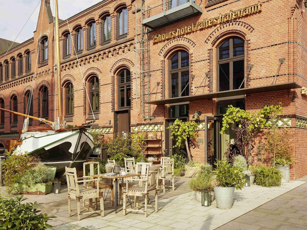 25Hours Hotel Altes Hafenamt 2/68