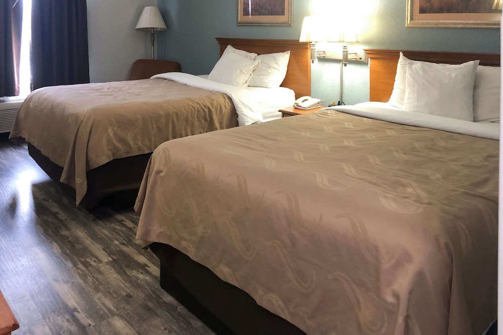 Quality Inn Dublin I-81 27/73