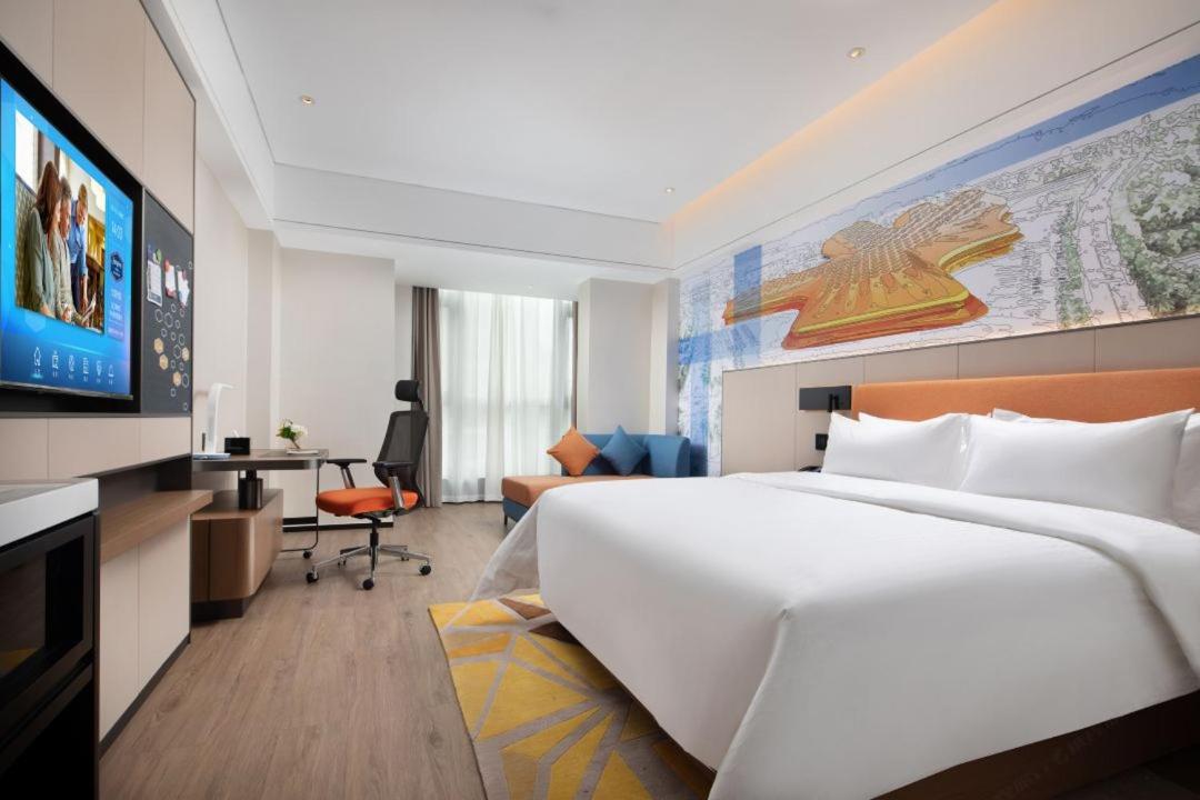 Deluxe, Queen Bed