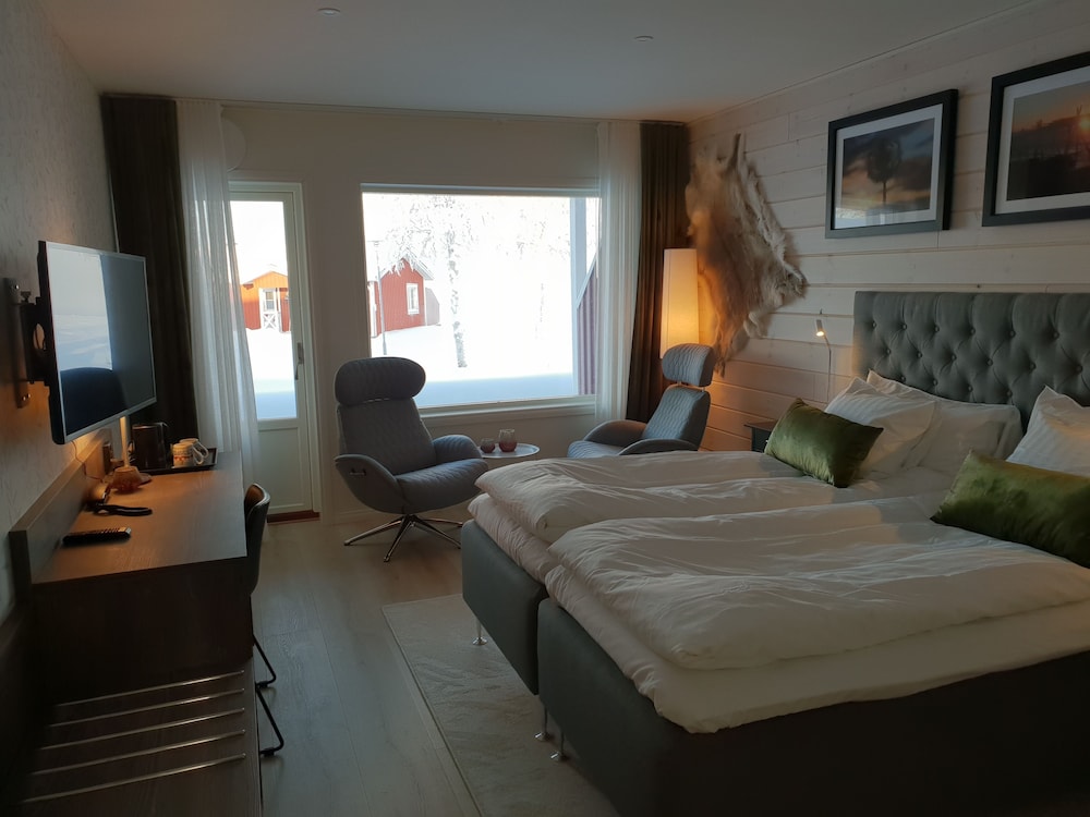 Kukkolaforsen Turist & Konferens 15/50