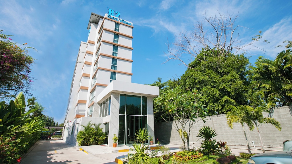 B2 Sea View Pattaya Boutique Budget Hotel 1/40