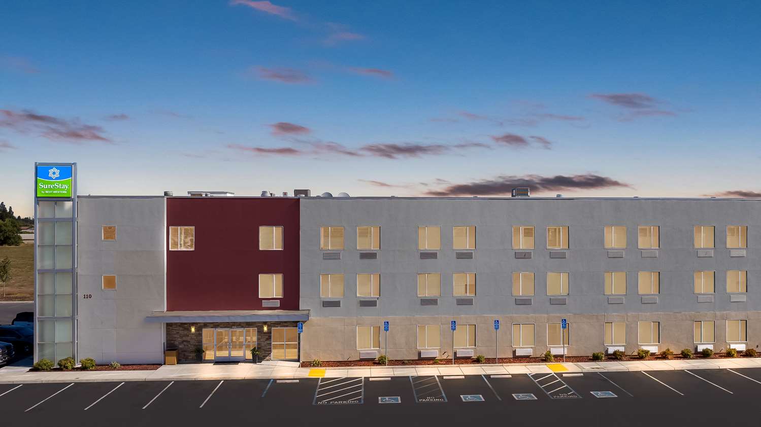 SureStay by Best Western Livingston Merced County 1/10