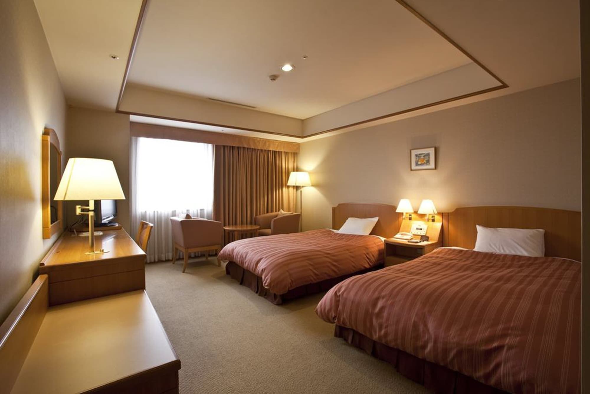 SEMI ROOM, 2 SEMI DOUBLE BEDS, WITH EXTRA BED