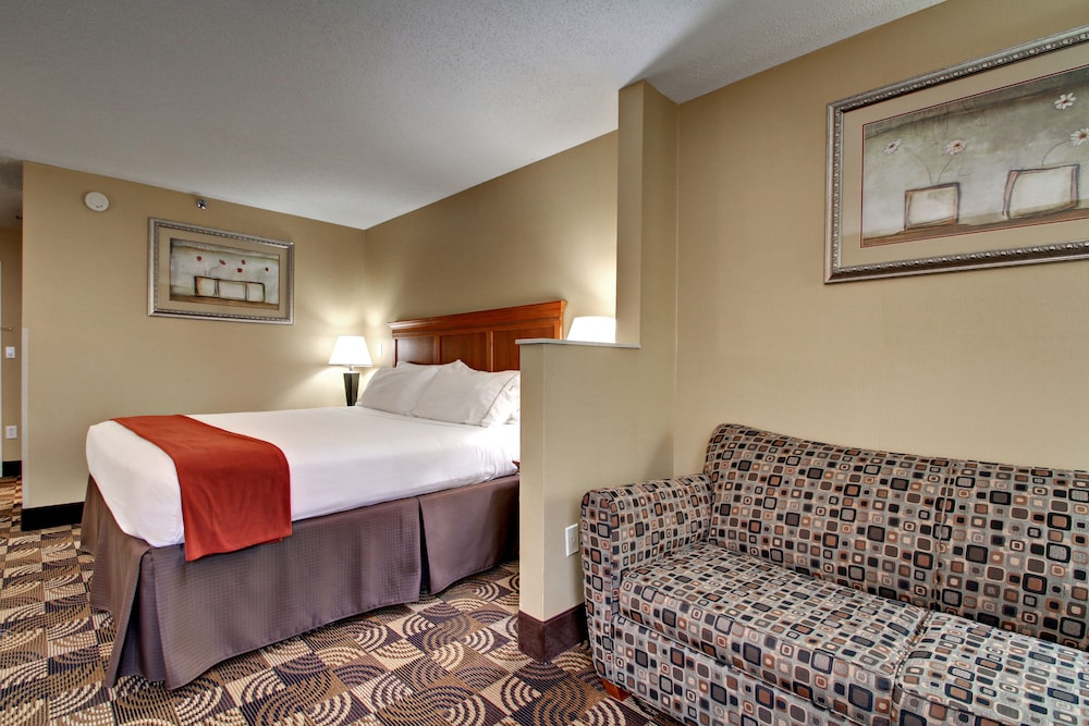 Holiday Inn Express Hurricane Mills Waverly 17/62