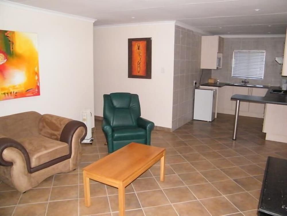 Airport Lodge Guest House 19/43