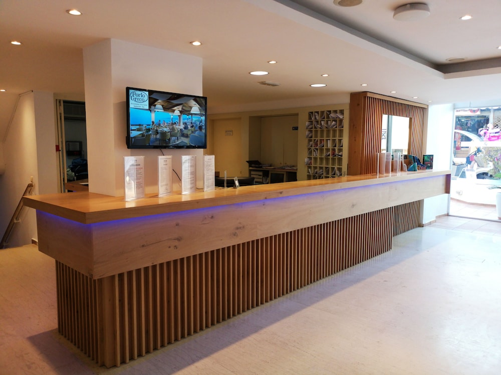 Elmi Suites 9/55