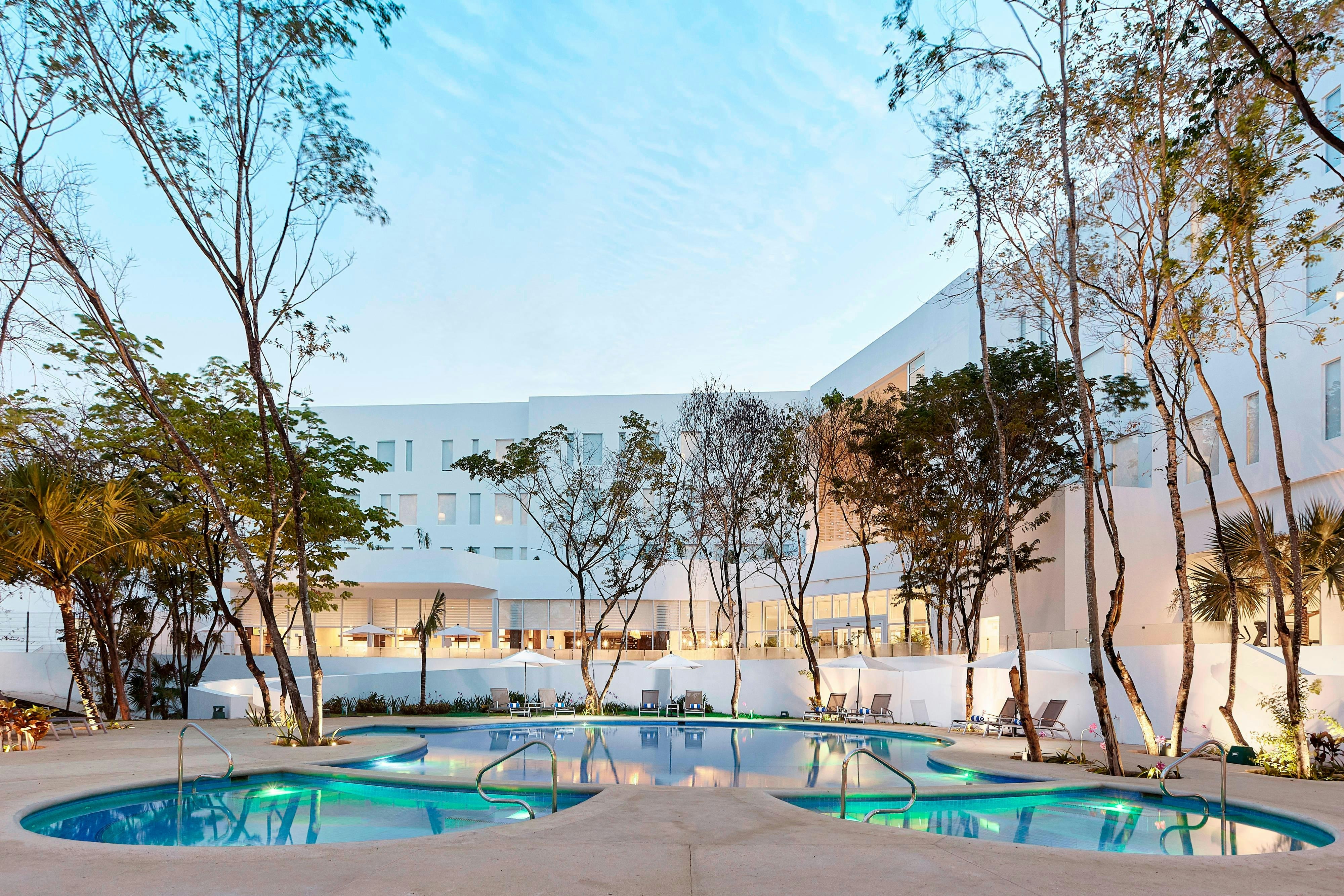 Fairfield Inn And Suites By Marriott Cancun Airport 20/20