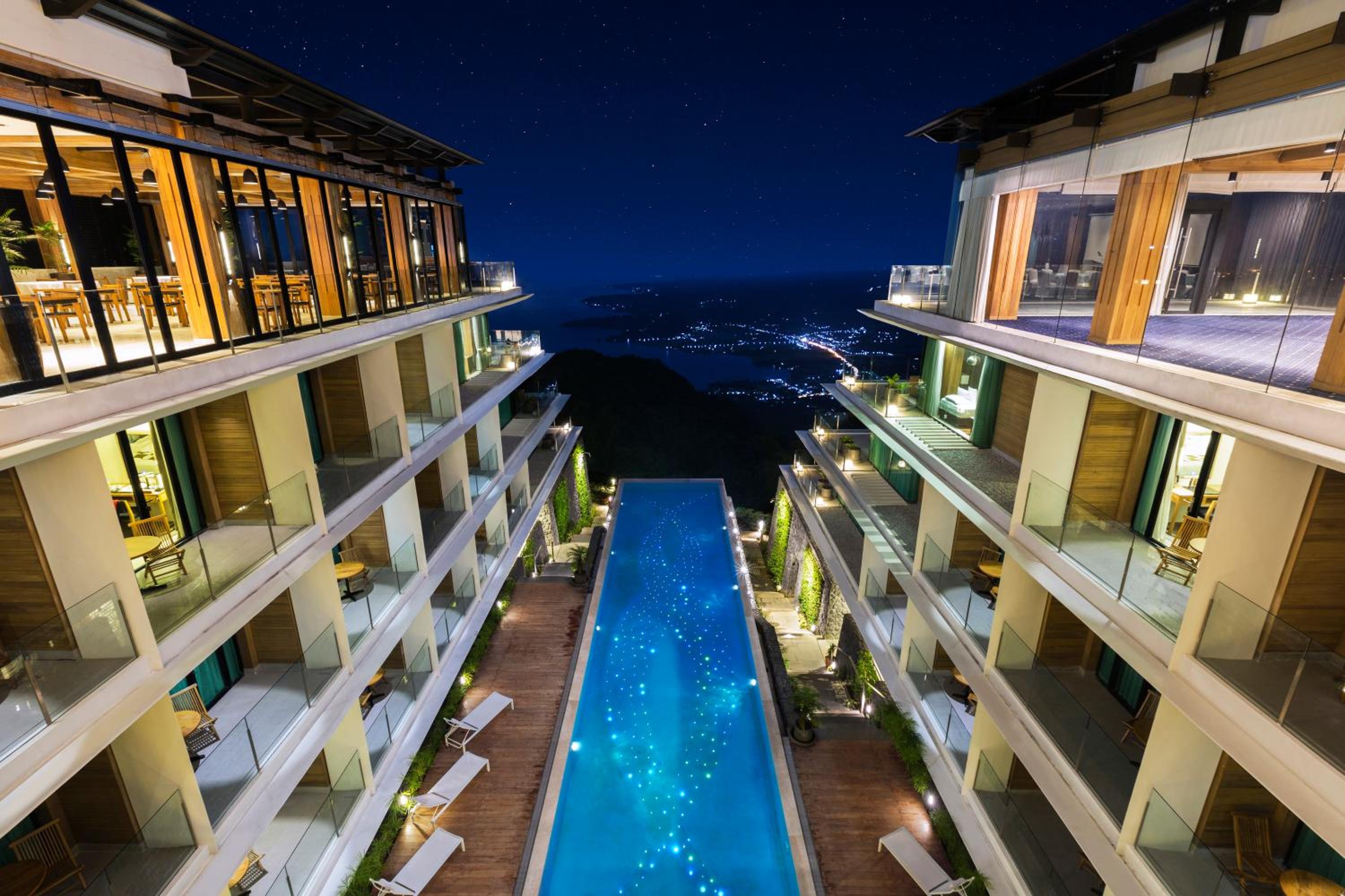 Escala Tagaytay 6/55