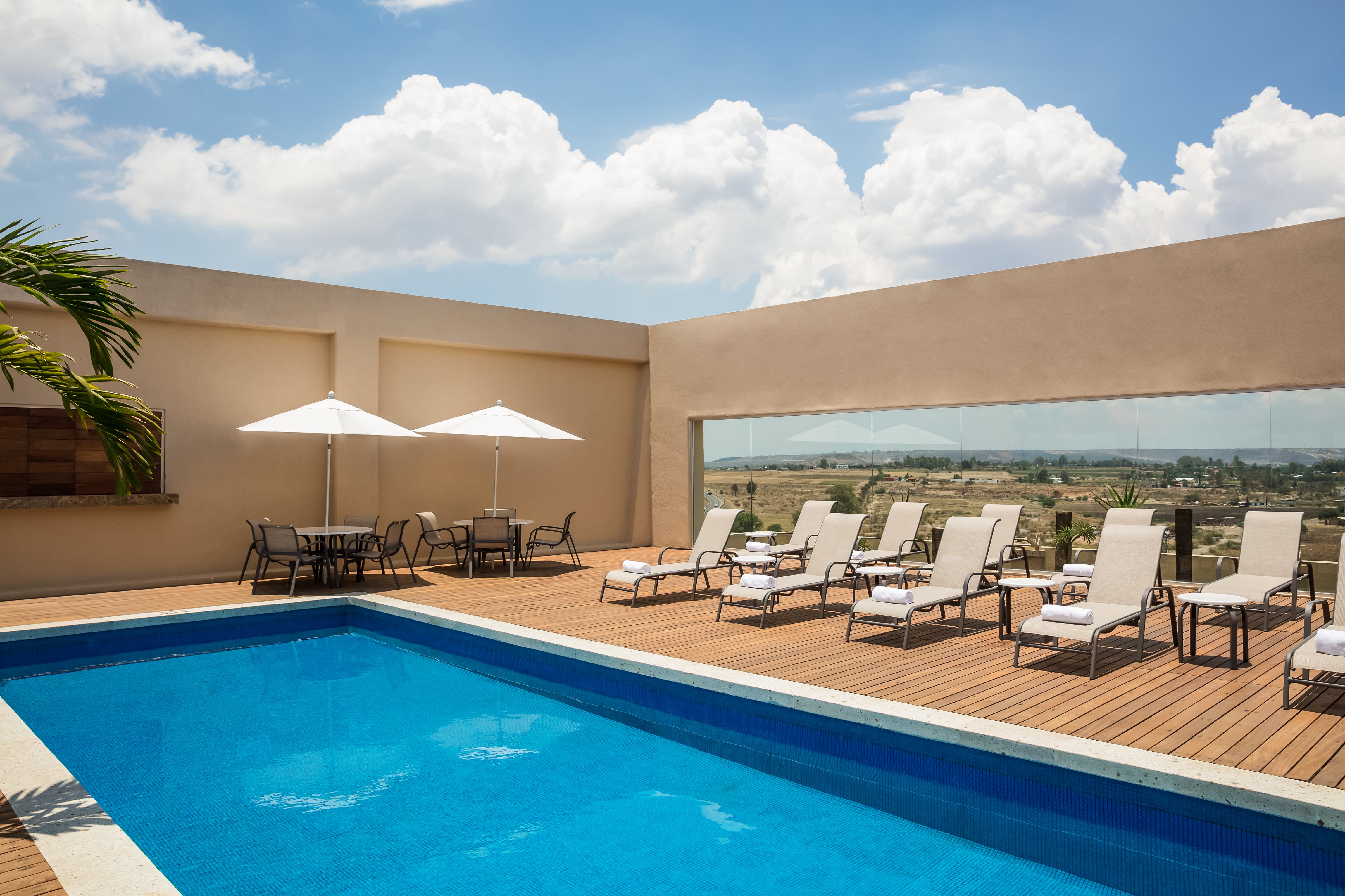 Fiesta Inn Silao Puerto Interior 71/72