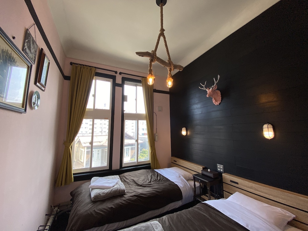 Little Barrel Guest House - Hostel 8/81