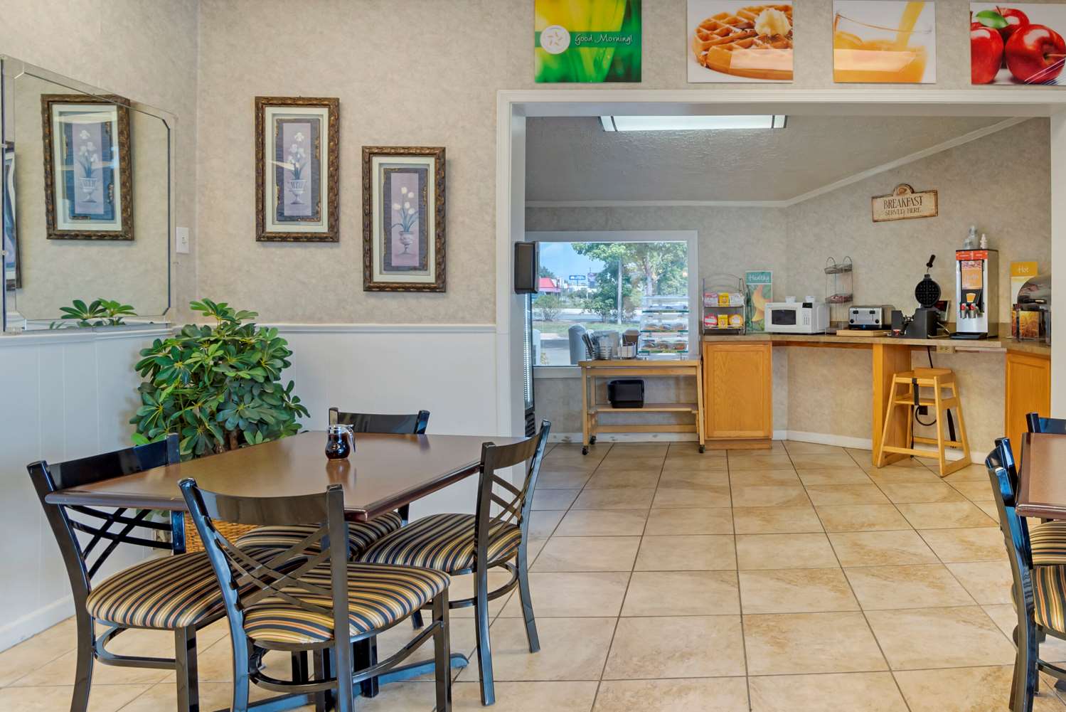 Quality Inn Fredericksburg Near Historic Downtown 34/44