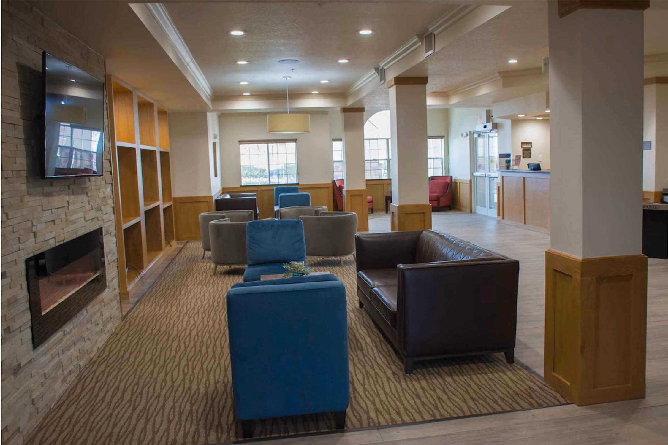 Comfort Suites El Paso Airport 7/19