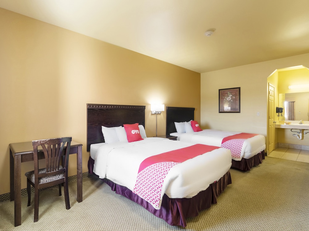 OYO Hotel Valley View TX, I-35 11/32