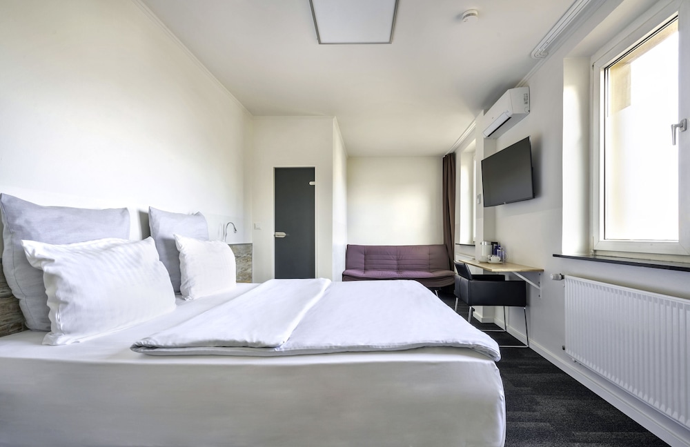 Design Hotel Wiegand 4/19