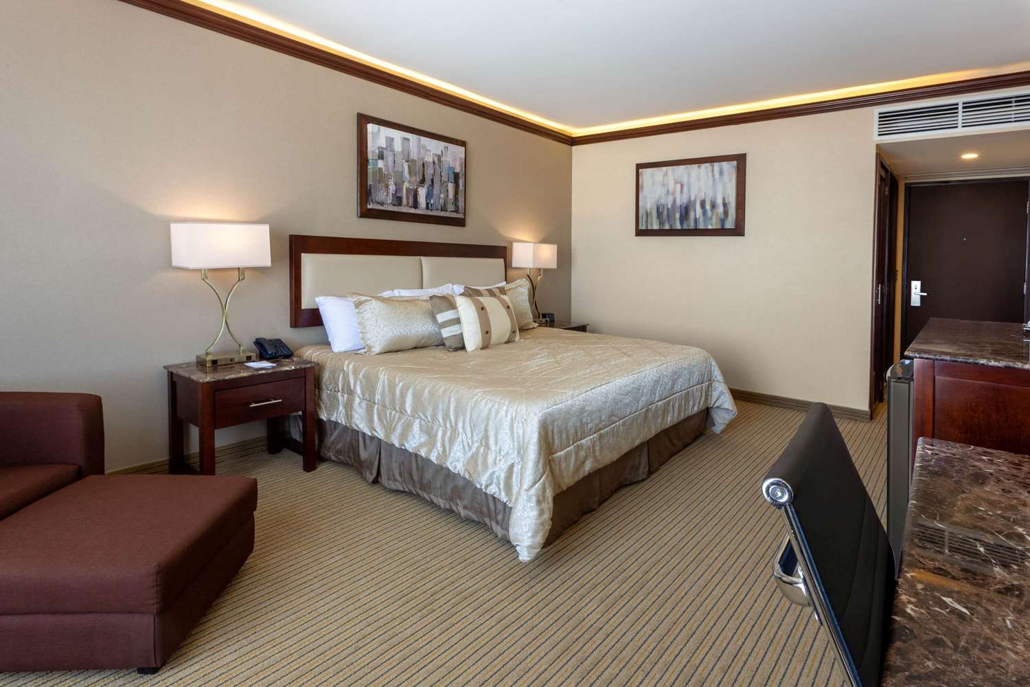 Wyndham Torreon 9/33