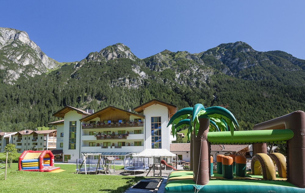 Hotel Bergkristall 43/50