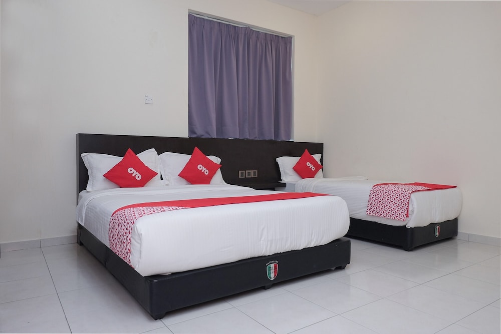 Oyo 89777 Urbanstay Kuantan 12/39