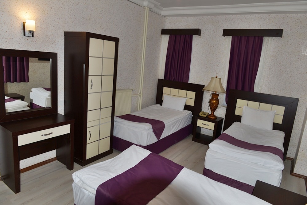Kucuk Velic Hotel 36/71