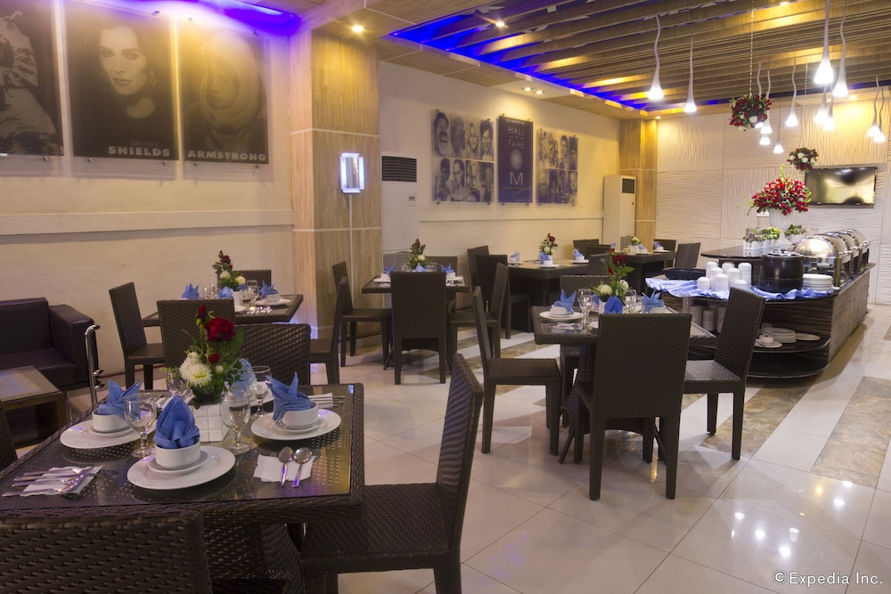 Icon Hotel North Edsa 46/65