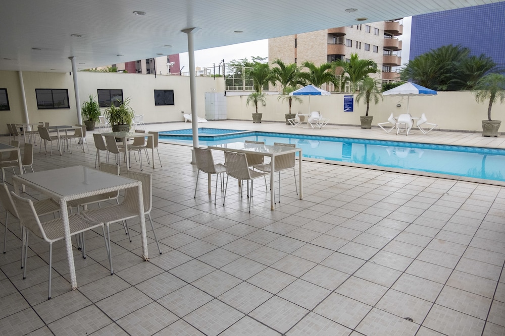 Executive Arrey Hotel 47/50
