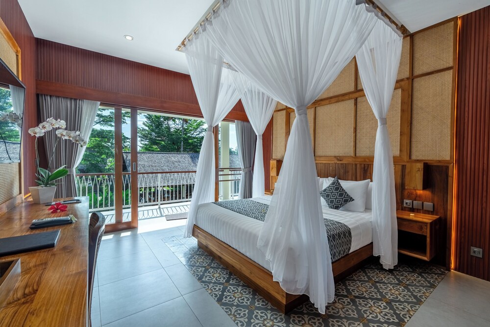 Puri Andong Villa 18/64