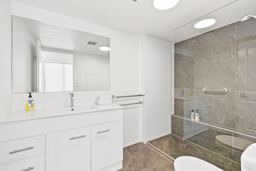 Belaire Place 47/50