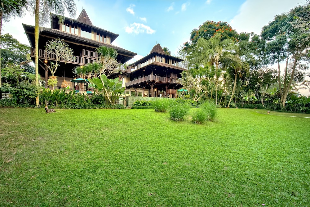 Villa Atas Awan 38/50