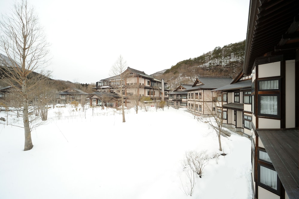 Yamanokami Onsen Yukaen 40/50