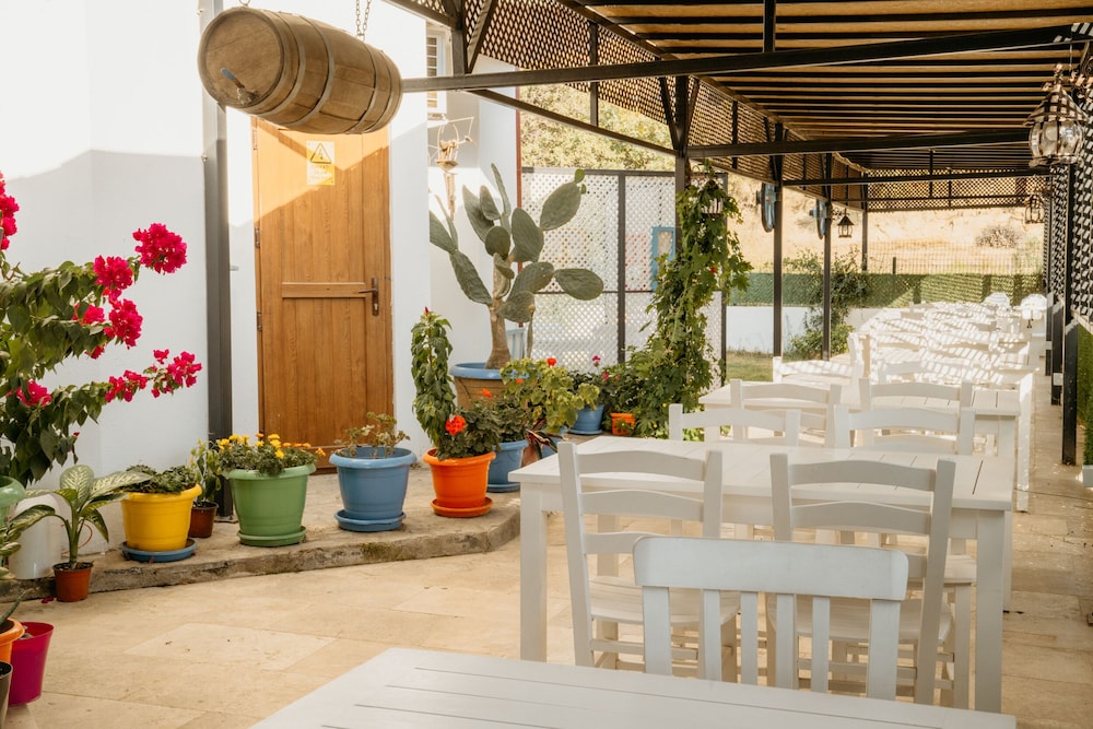 Azra Apart Otel 32/50