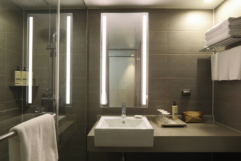 Deluxe, Orakai Cheonggyesan Hotel, BW Premier Collection 3/3