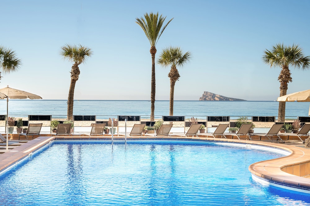Innside Costablanca Adults Only 64/67