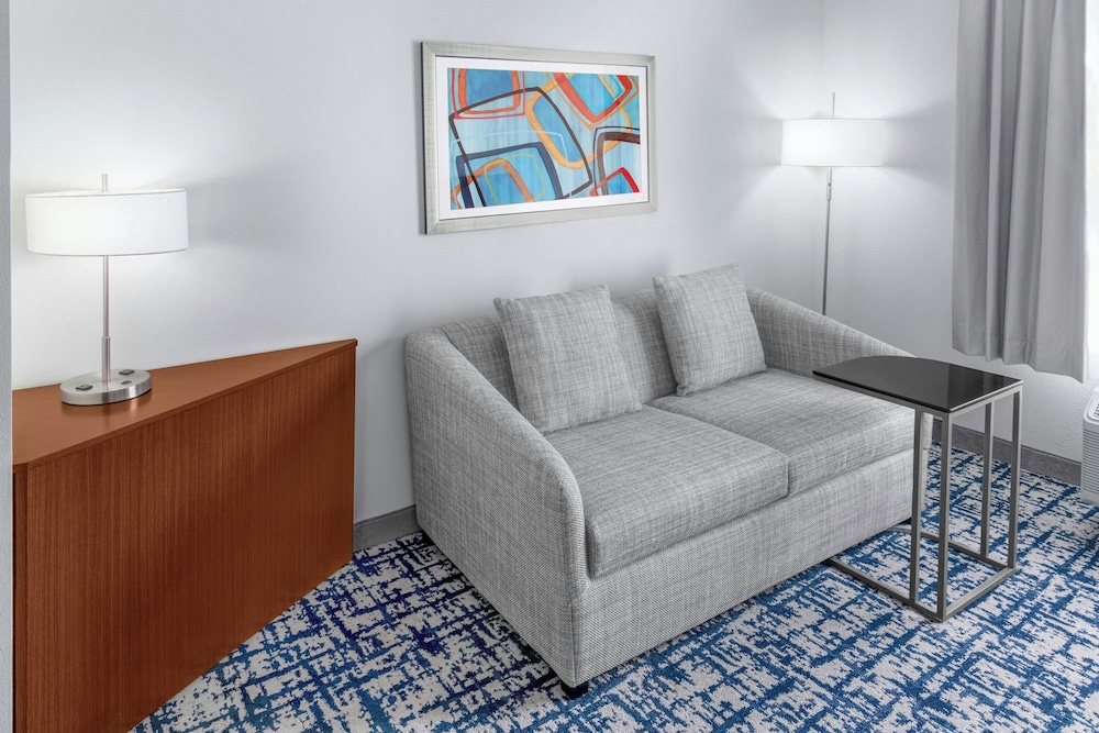 Fairfield Inn Suites Calhoun 29/47