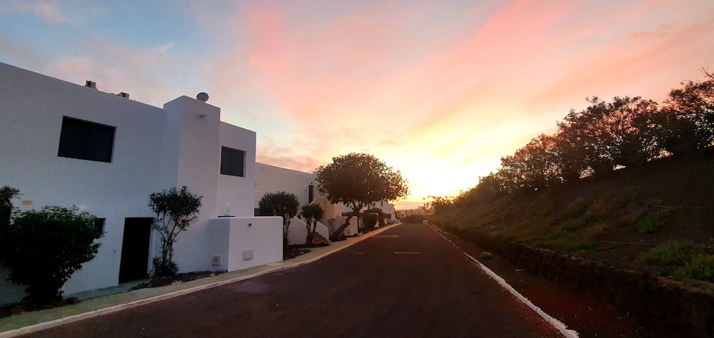 Palmeras Garden in YAIZA