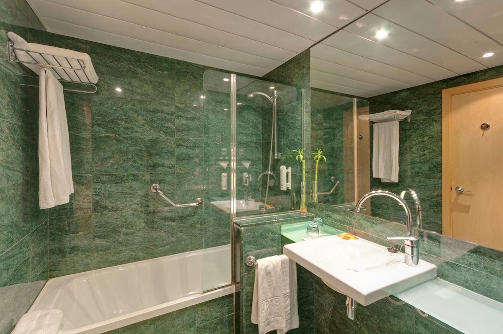 Sol Port Cambrils (ex Tryp Port Cambrils) 35/72