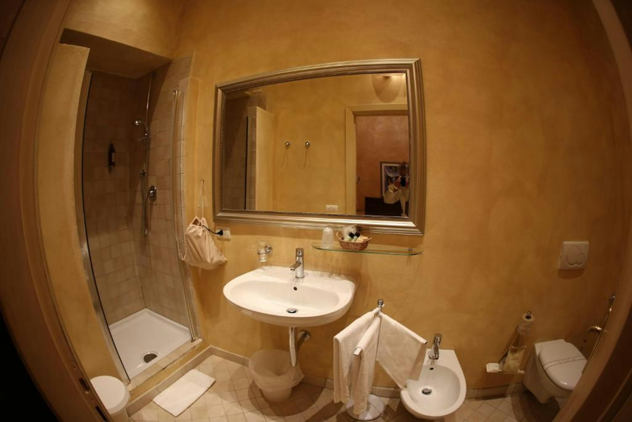 Italia Hotel 30/33