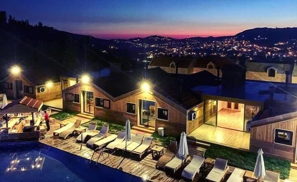 Villetta Di Faraya 1/50