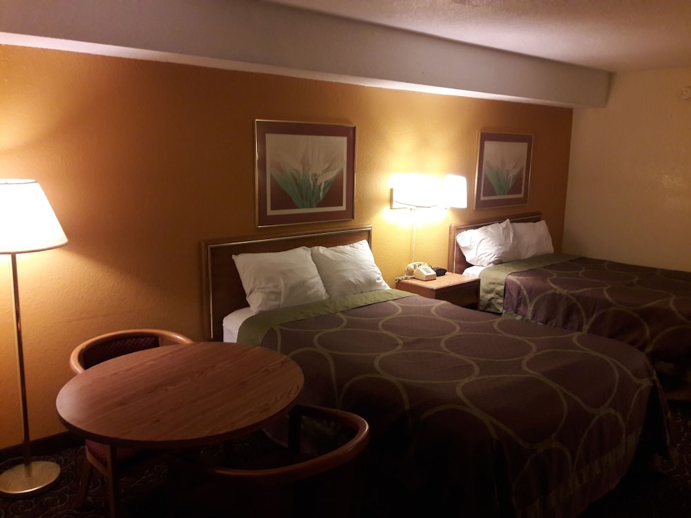 Red Roof Inn Williamsburg North 18/31