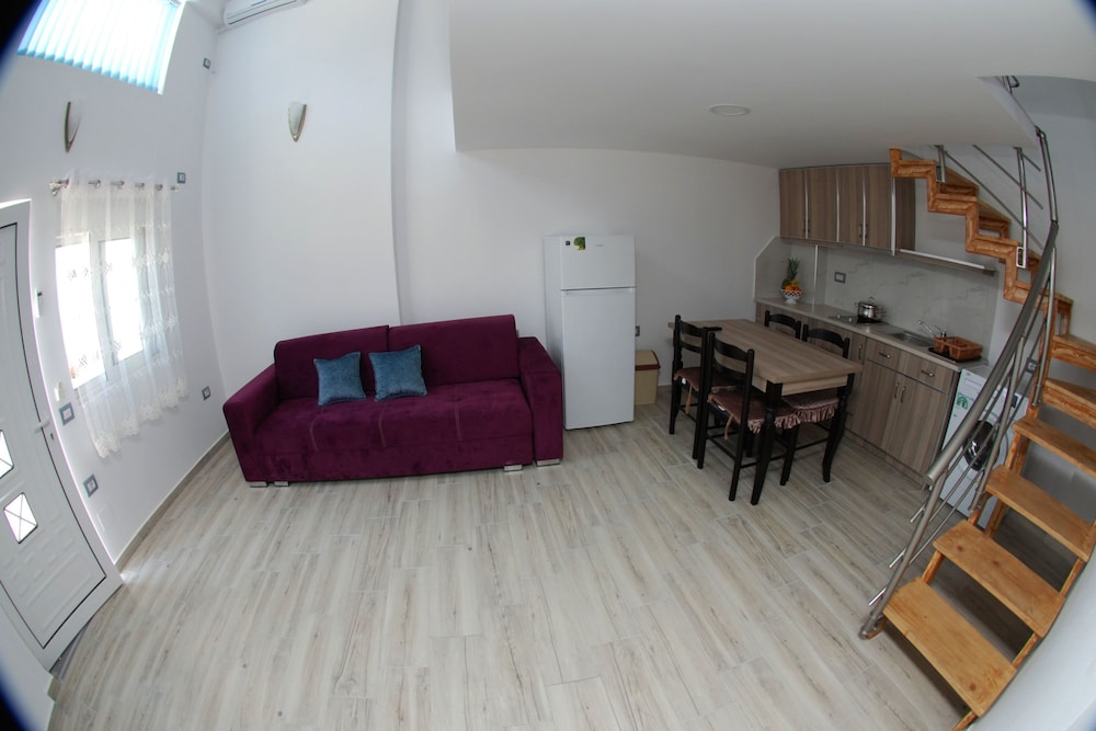 Bebi Apartments 27/50