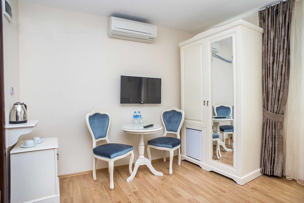Taksim Nacre Residence 40/48