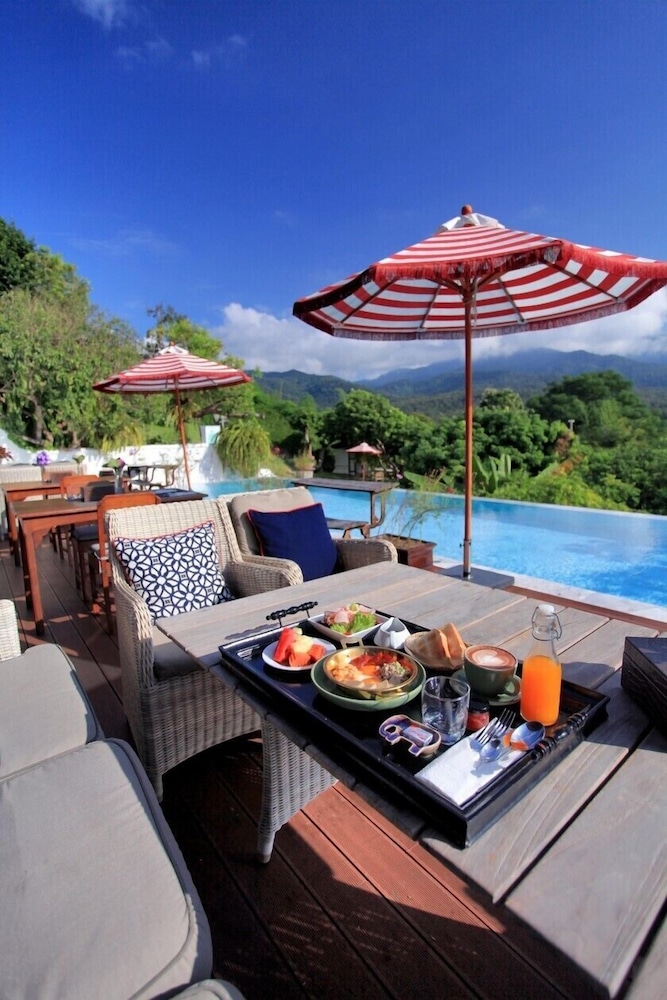 Chantra Khiri Chalet Chiang Mai 40/50