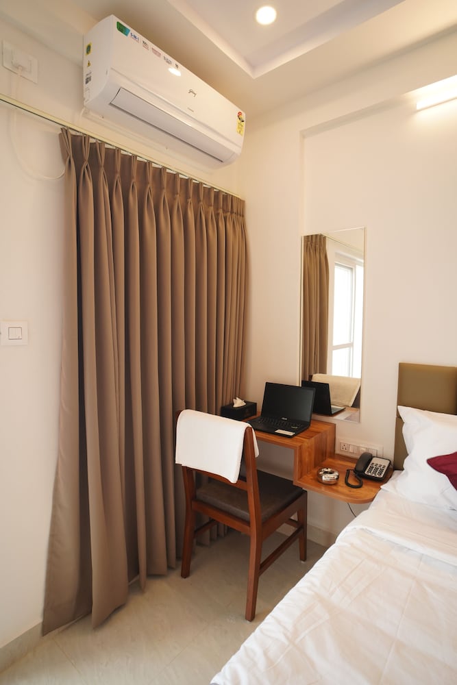 The Auberge Boutique Hotel 13/23