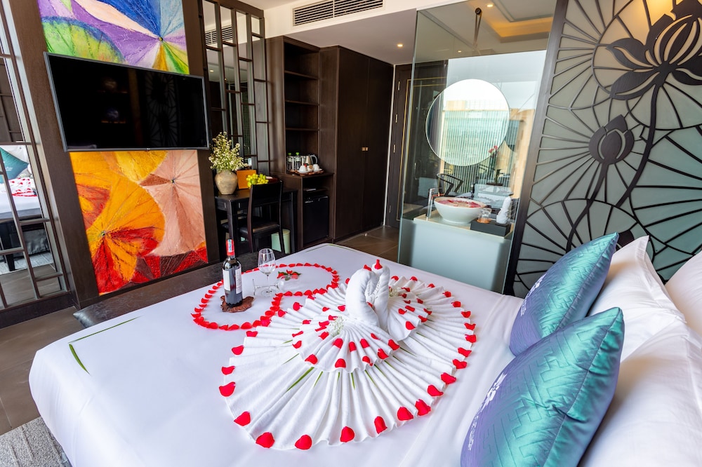 White Lotus hotel Hue 17/50