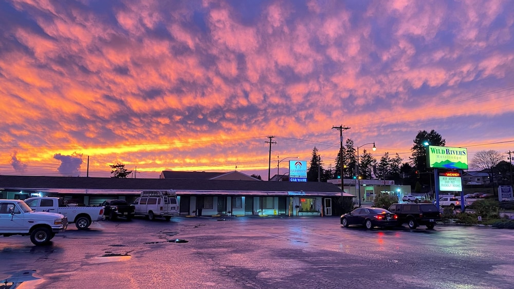 Wild Rivers Motor Lodge 3/24
